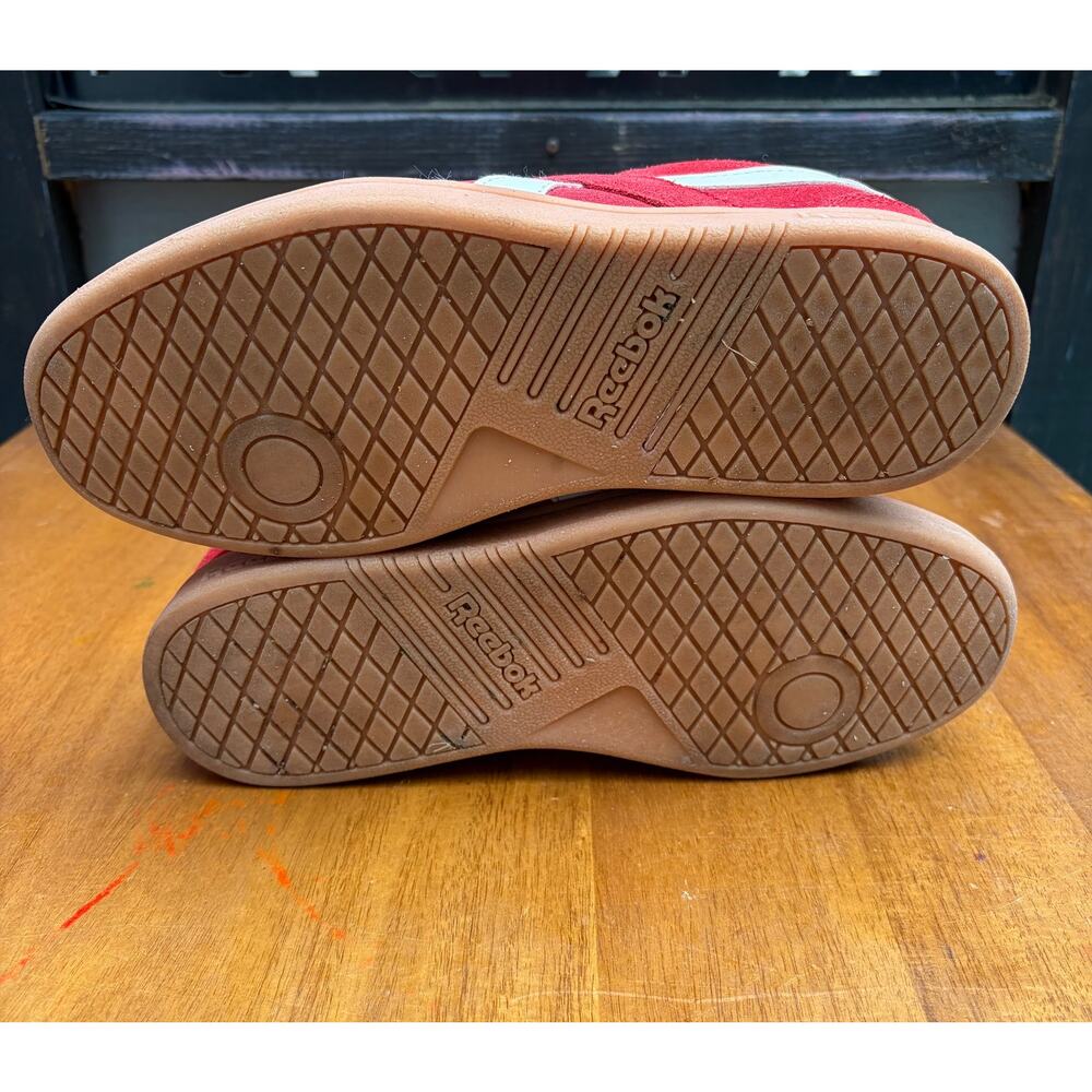 Reebok Court Advance Suede Sneakers Womens 8.5 Red Gum Sole Casual Shoes - Picture 8 of 9